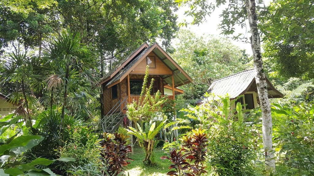 Khao Sok Jungle Huts Resort Khao Sok National Park Eksteriør billede